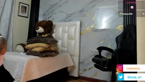 I am here from Monday to Friday from 730 am to 130 pm Colombia time and saturday from 500 am to 1000 am .... Soon Blue page online show from 03-25-26, 08:20