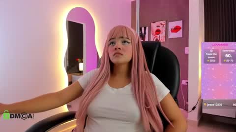 Lesly  online show from 06-25-26, 05:07