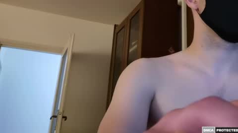 Snapshot of lestaro chatting on 04-22-26, 11:28 neoglo online show from 04-22-26, 11:28