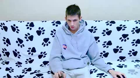 lester_broo online show from 02-05-26, 06:18