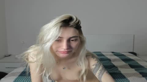 lesyaliss online show from 02-26-26, 05:39