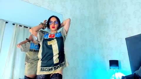 Snapshot of leti_white chatting on 11-08-25, 10:30 Leti White online show from 11-08-25, 10:30