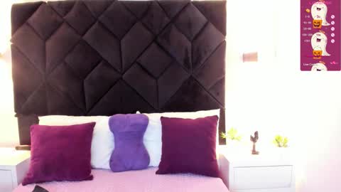 Snapshot of letiziia_sky chatting on 10-30-25, 07:47 letiziia online show from 10-30-25, 07:47