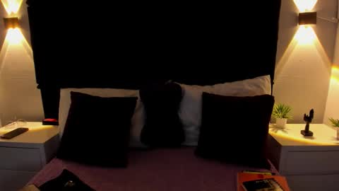 Snapshot of letiziia_sky chatting on 11-08-25, 08:29 letiziia online show from 11-08-25, 08:29