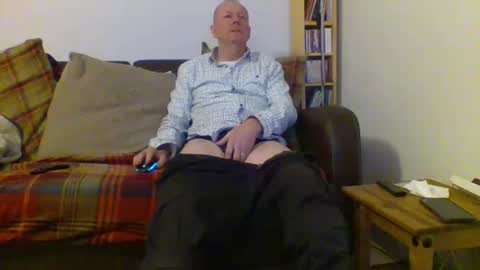 Snapshot of letmestrip chatting on 12-11-24, 04:09 paul online show from 12-11-24, 04:09