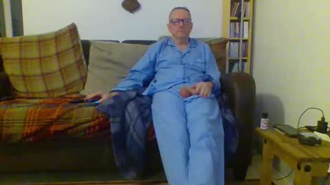 Snapshot of letmestrip chatting on 02-26-25, 12:16 paul online show from 02-26-25, 12:16