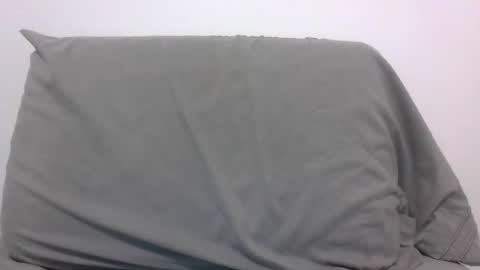 lets_play143 online show from 07-08-26, 05:34