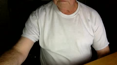 letscum2gether0 online show from 10-23-25, 01:38