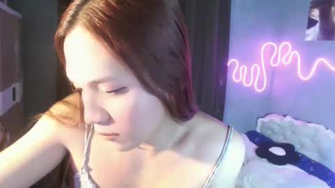 Snapshot of letsplaybaby_ chatting on 09-13-25, 11:21 gene online show from 09-13-25, 11:21