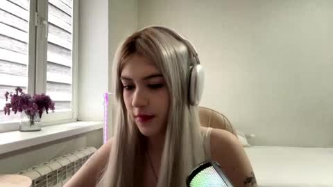 Natalie online show from 05-13-26, 09:06