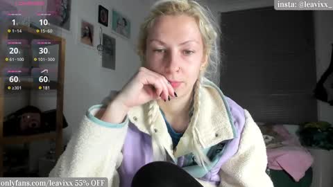 Snapshot of leusee chatting on 03-11-25, 06:41 LeaVixx online show from 03-11-25, 06:41