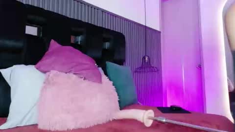 levana1 online show from 04-17-26, 02:47