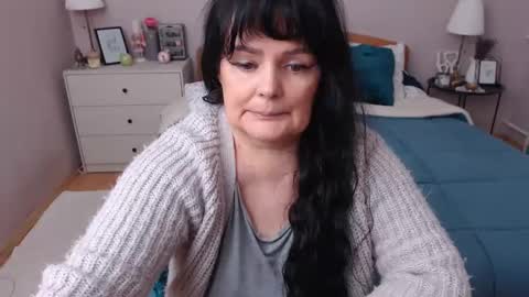 Mary online show from 01-18-26, 01:26