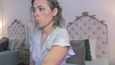    online show from 10-20-25, 11:32