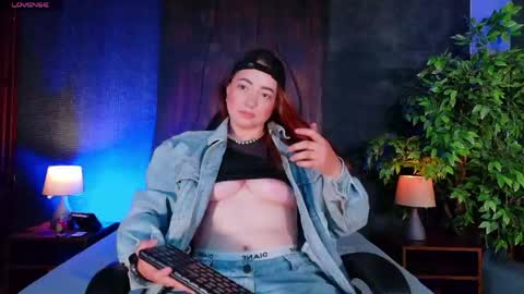 lexavega_ online show from 05-21-26, 10:00