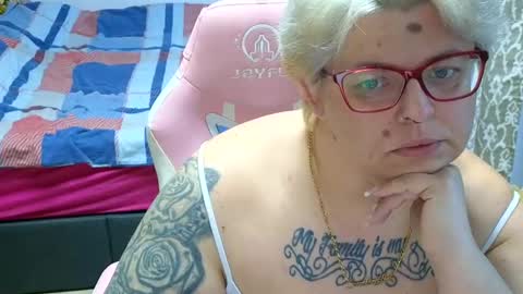 Lexi und Lex online show from 01-15-25, 07:15