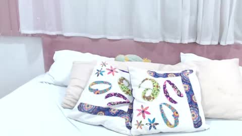 Gabrielle online show from 01-29-25, 05:35