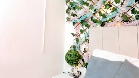 Gabrielle online show from 10-27-25, 10:30