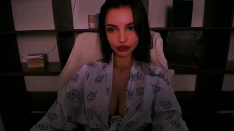 Alexia online show from 01-10-25, 07:21