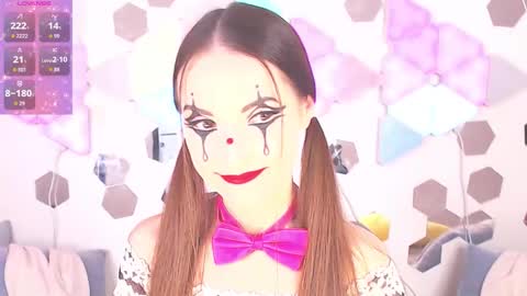 Alexia online show from 10-22-25, 07:57