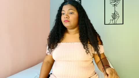 lexi_lovee_ online show from 04-23-26, 12:26