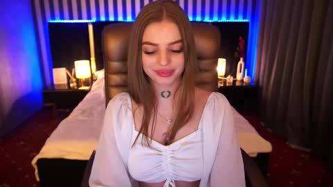 lexi_si online show from 02-15-25, 06:44