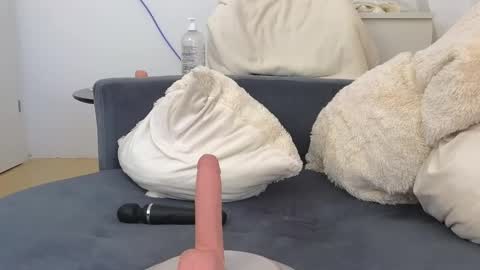 Snapshot of lexi_u_ chatting on 12-16-24, 11:01 LEXXY online show from 12-16-24, 11:01