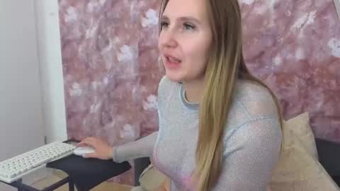 Snapshot of lexi_u_ chatting on 01-19-25, 01:55 LEXXY online show from 01-19-25, 01:55