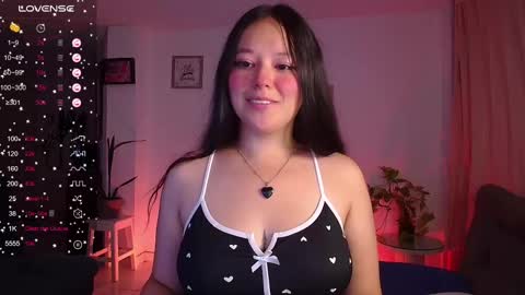 Snapshot of lexie_babe chatting on 02-10-25, 03:03 Lexie Thompson   8pm  0000am -5 online show from 02-10-25, 03:03