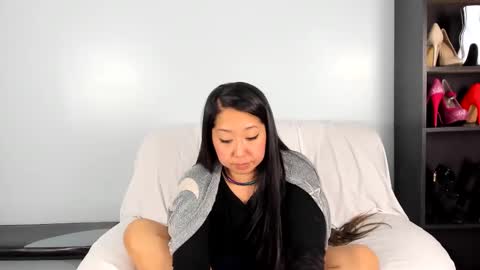 Snapshot of lexie_mack chatting on 12-13-24, 04:54 Lexie Mack online show from 12-13-24, 04:54