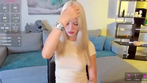 Snapshot of lexieblonde chatting on 06-10-26, 06:01 lexieblonde online show from 06-10-26, 06:01