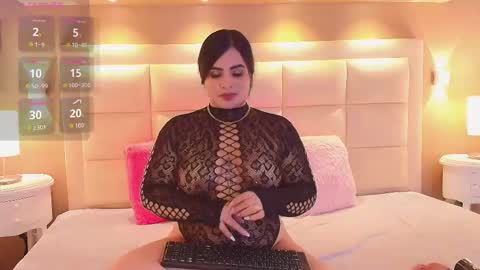 LEXIE VEGA  online show from 10-19-25, 09:04