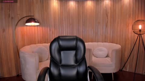 Snapshot of lexiewayne chatting on 12-18-24, 07:41 Lexie online show from 12-18-24, 07:41