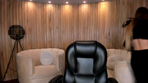 Snapshot of lexiewayne chatting on 12-31-24, 11:31 Lexie online show from 12-31-24, 11:31