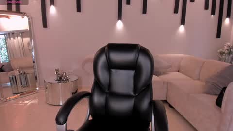 Snapshot of lexiewayne chatting on 01-16-25, 07:52 Lexie online show from 01-16-25, 07:52