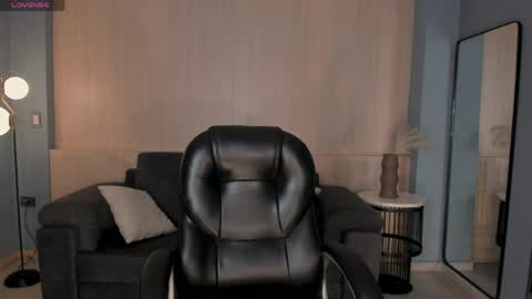 Lexie  online show from 04-15-26, 07:58