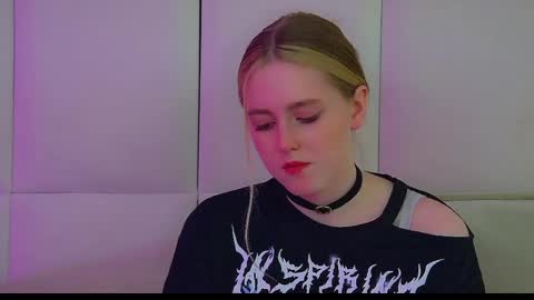 Lexi online show from 03-08-26, 02:15