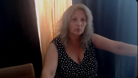 Snapshot of lexxa_blond chatting on 09-10-25, 11:21 Hannah online show from 09-10-25, 11:21