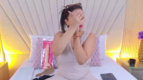 lexxi_gb online show from 07-17-26, 08:57
