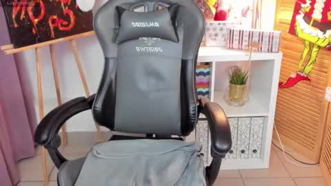 lexxxyone online show from 12-05-24, 07:49