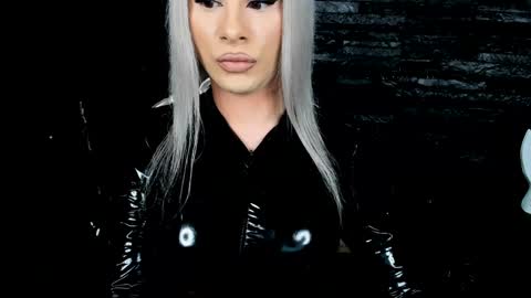 Snapshot of lexxymiss chatting on 12-16-24, 11:22 eva lexy you may call me Miss online show from 12-16-24, 11:22