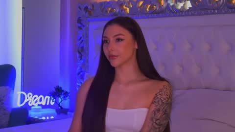 LexyBanks online show from 05-22-26, 08:32