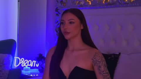 LexyBanks online show from 06-17-26, 09:12