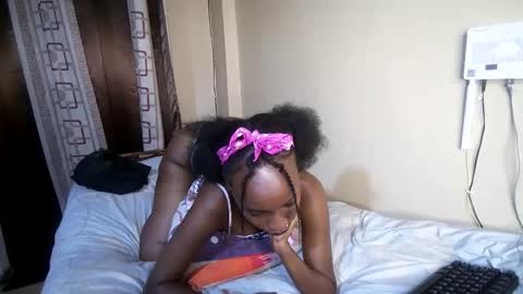 Snapshot of lexy_sky1 chatting on 11-06-25, 02:23 Lexy online show from 11-06-25, 02:23