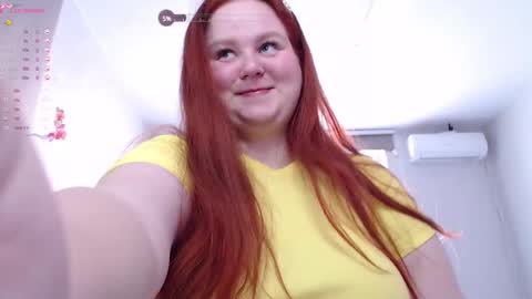 Snapshot of leyaloveee chatting on 02-15-25, 04:36 Your Leya online show from 02-15-25, 04:36