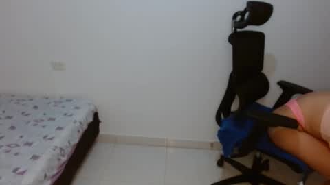 Snapshot of leydy_day chatting on 11-21-25, 09:24 leydy_day online show from 11-21-25, 09:24