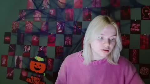 Leyla online show from 11-01-25, 07:21