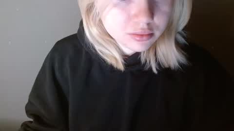 Leyla online show from 02-18-26, 06:42