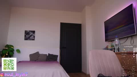 Leyla ly Ill be here Tuesday Thursday Friday Saturday Sunday online show from 03-30-26, 02:12