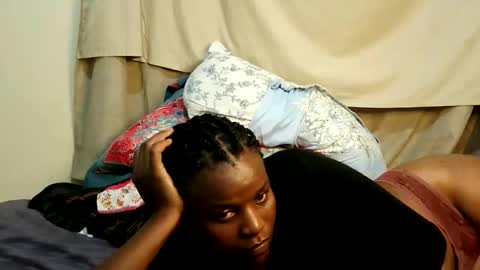 leylacuty13 online show from 03-13-26, 08:59